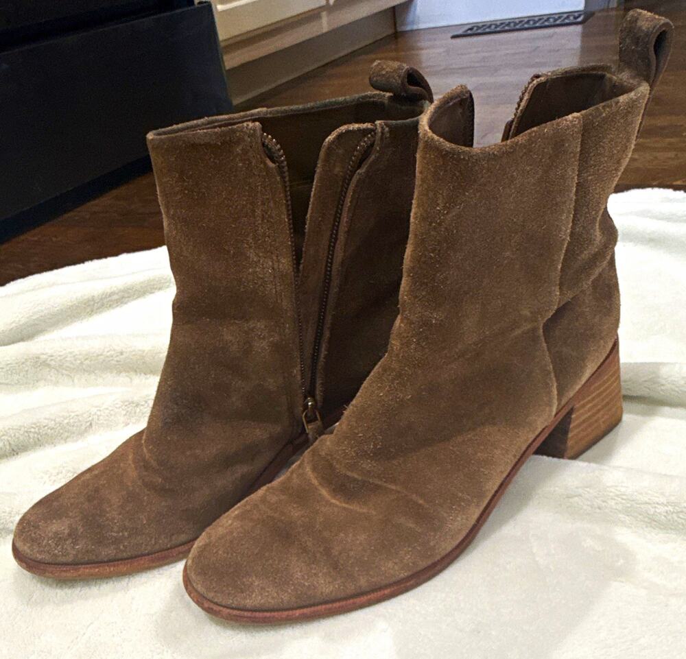 Tory Burch Kira Womens Brown Suede Ankle Bootie Pointed Toe Zip Logo 8M
